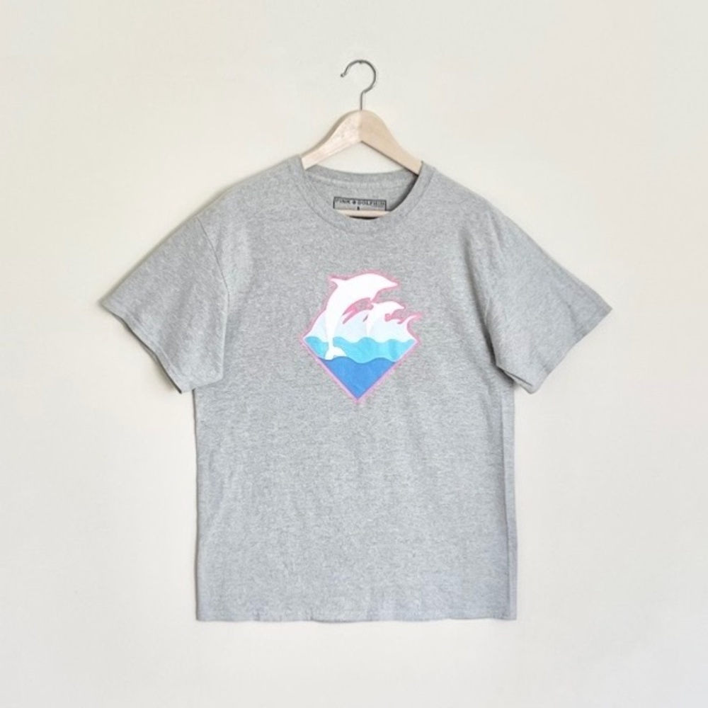 Pink Dolphin Waves Logo Graphic Gray T Shirt Adult size Large